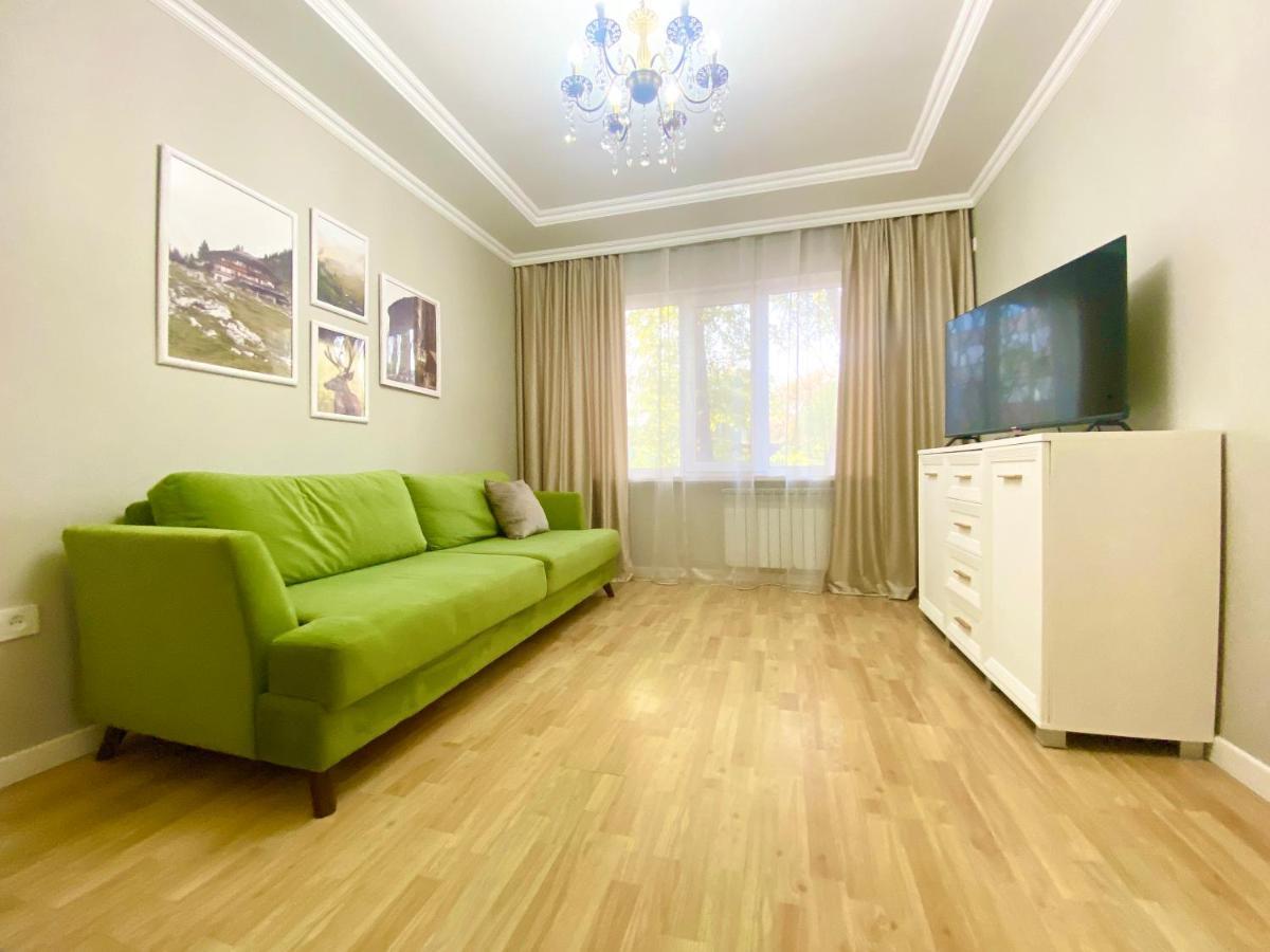 3 Rooms, Apartment *